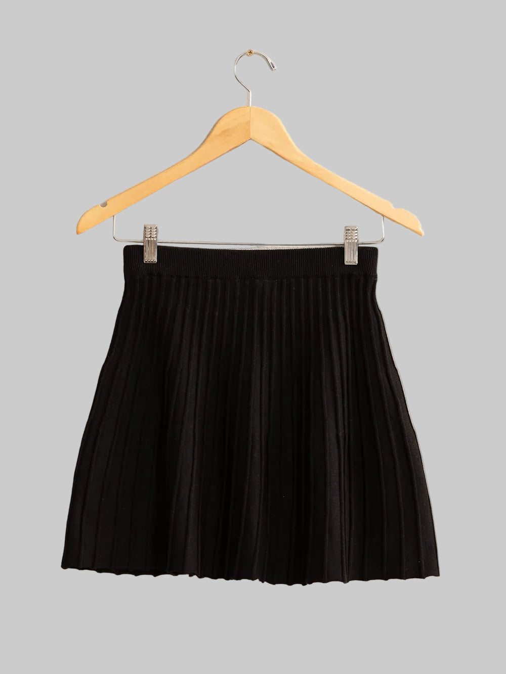 3e7075b5-8874-4135-9382-f087efed1c32-Max