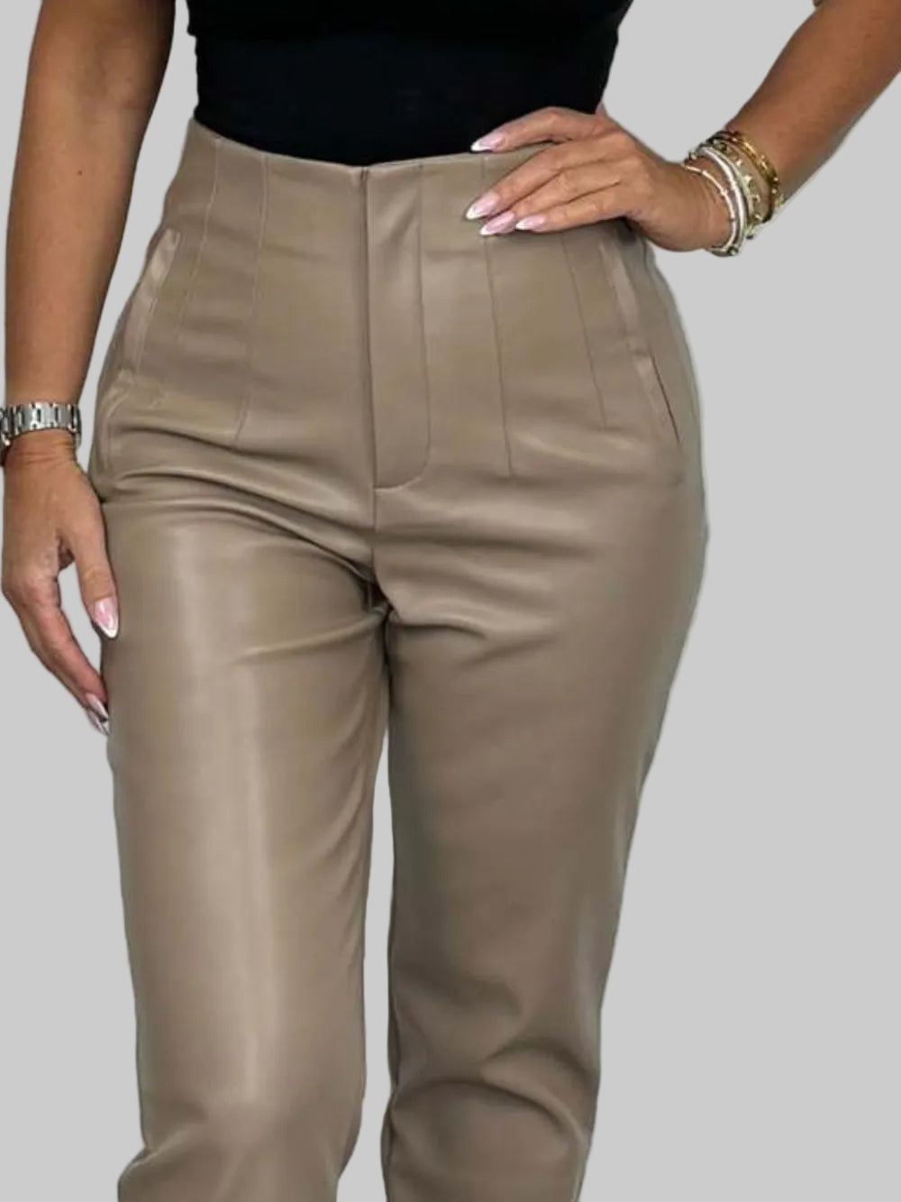 3ac0c899-fdba-4a2a-ac34-361d23f71bad-Max