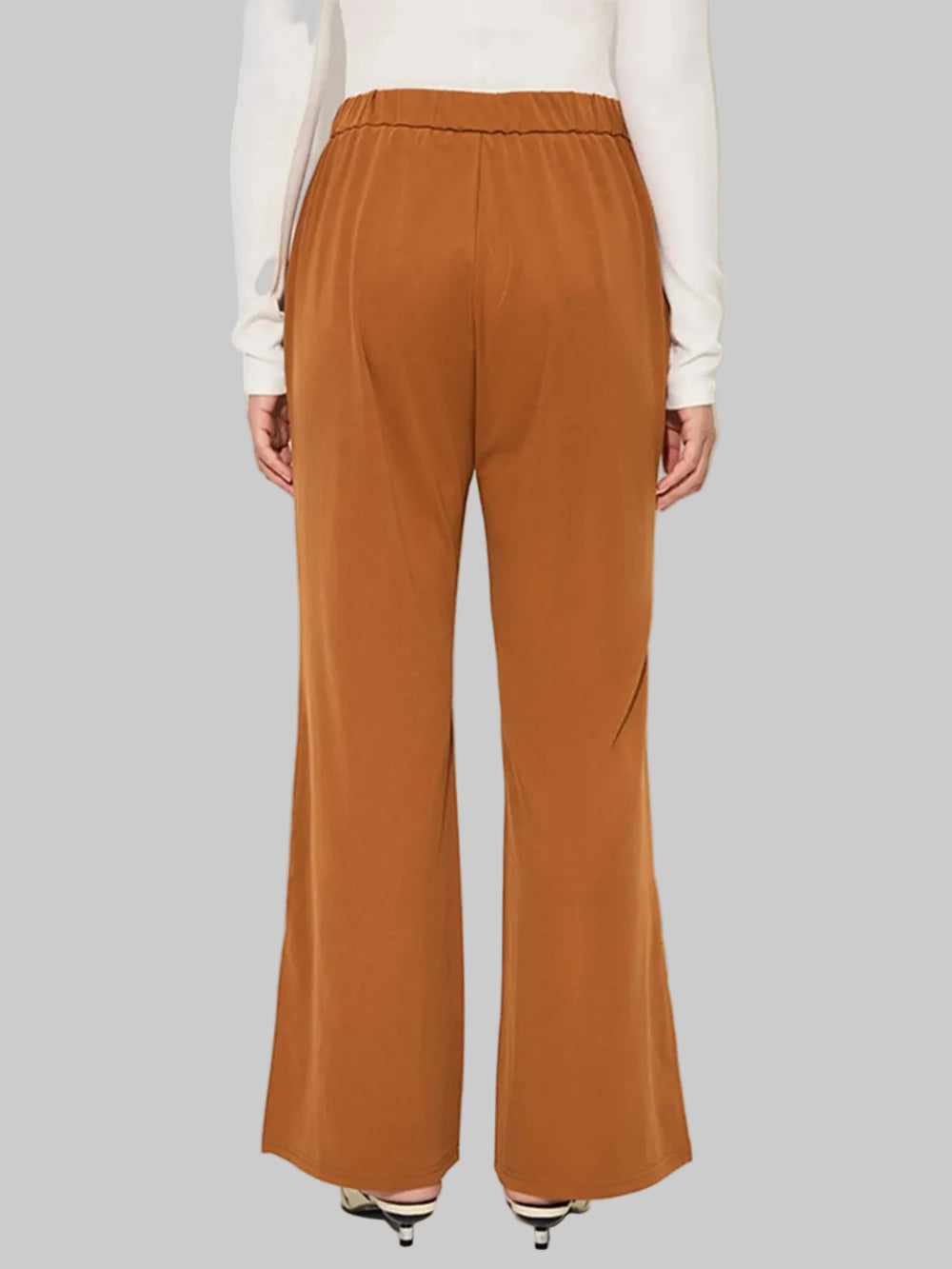 555477ce-3c39-4826-b307-e3e27aaf7d0e-Max