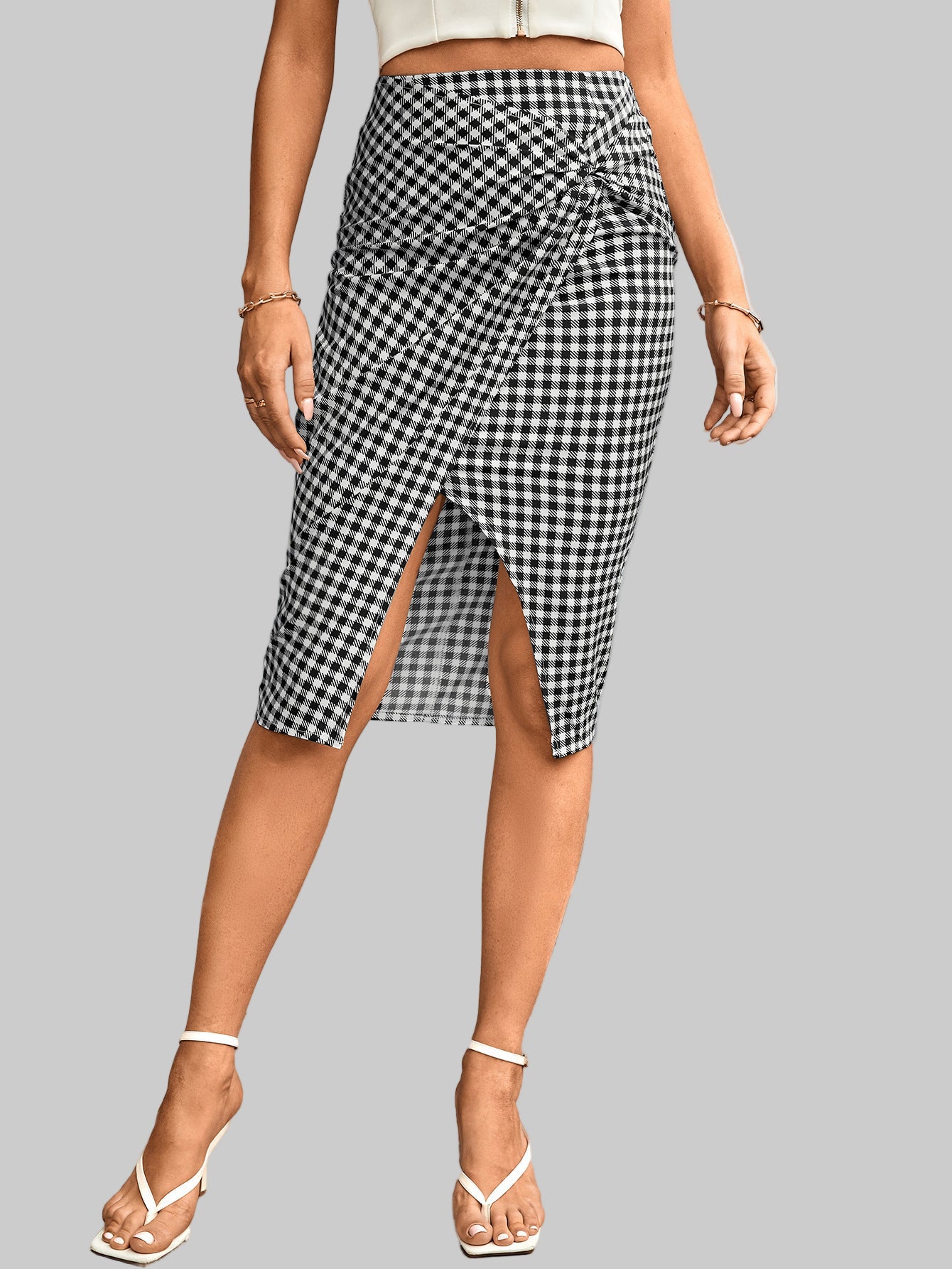 5ad652259887405faf3fb44fe9fede51-Max