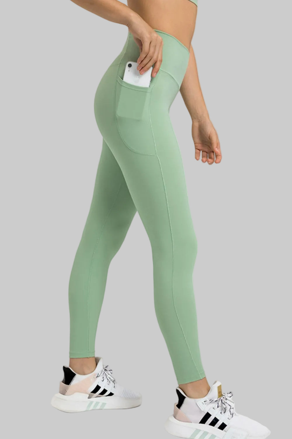 ee7ba64424b14780a812e10042d55fed-Max